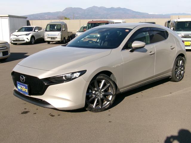 ＭＡＺＤＡ３ファストバック １５Ｓツーリング　マツダコネクトナビ　ＴＶ　３６０カメラ　ＬＥＤヘッドライト　アダクティブクルーズ　Ｂｌｕｅｔｏｏｔｈ接続　前後ドラレコ　ワンオーナー　禁煙車（2枚目）