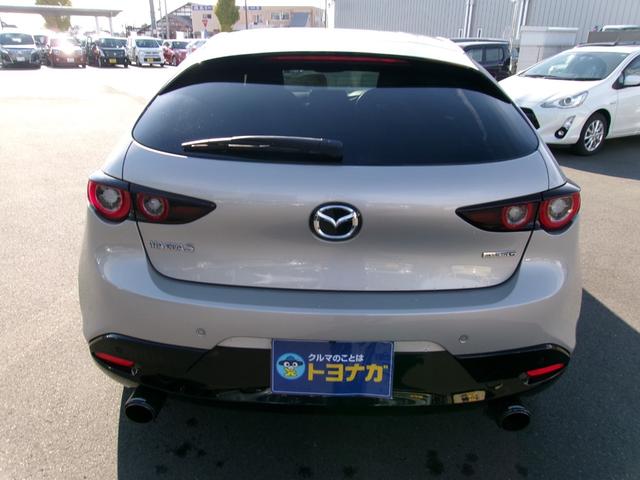 ＭＡＺＤＡ３ファストバック １５Ｓツーリング　マツダコネクトナビ　ＴＶ　３６０カメラ　ＬＥＤヘッドライト　アダクティブクルーズ　Ｂｌｕｅｔｏｏｔｈ接続　前後ドラレコ　ワンオーナー　禁煙車（8枚目）
