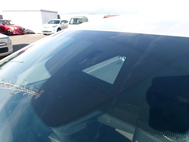 ＭＡＺＤＡ３ファストバック １５Ｓツーリング　マツダコネクトナビ　ＴＶ　３６０カメラ　ＬＥＤヘッドライト　アダクティブクルーズ　Ｂｌｕｅｔｏｏｔｈ接続　前後ドラレコ　ワンオーナー　禁煙車（11枚目）