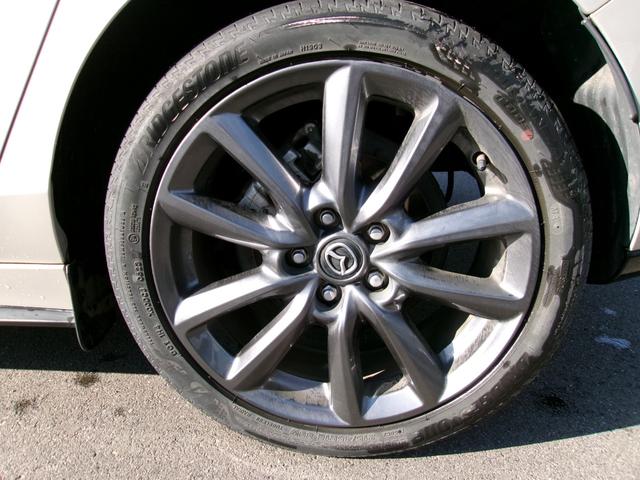 ＭＡＺＤＡ３ファストバック １５Ｓツーリング　マツダコネクトナビ　ＴＶ　３６０カメラ　ＬＥＤヘッドライト　アダクティブクルーズ　Ｂｌｕｅｔｏｏｔｈ接続　前後ドラレコ　ワンオーナー　禁煙車（13枚目）