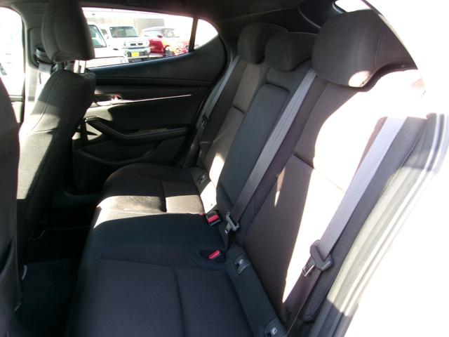 ＭＡＺＤＡ３ファストバック １５Ｓツーリング　マツダコネクトナビ　ＴＶ　３６０カメラ　ＬＥＤヘッドライト　アダクティブクルーズ　Ｂｌｕｅｔｏｏｔｈ接続　前後ドラレコ　ワンオーナー　禁煙車（33枚目）