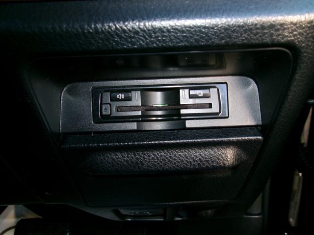 エスクァイア ハイブリッドＧｉ　雹害　アルパイン９インチナビ　アルパインリヤモニター　バックカメラ　フルセグテレビ　純正１５インチアルミホイール　トヨタセーフティセンス　前席シートヒーター　ＬＥＤヘッドライト　両側パワースライドドア（22枚目）