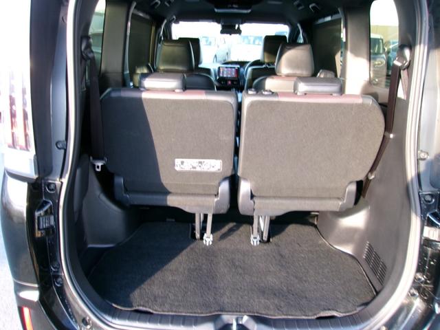 エスクァイア ハイブリッドＧｉ　雹害　アルパイン９インチナビ　アルパインリヤモニター　バックカメラ　フルセグテレビ　純正１５インチアルミホイール　トヨタセーフティセンス　前席シートヒーター　ＬＥＤヘッドライト　両側パワースライドドア（38枚目）