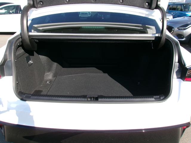 ＩＳ ＩＳ３００ｈ　Ｆスポーツ　軽度雹害車　レッドレザーシート　シートヒーター　ステアリングヒーター　マルチビューモニター　フロントドライブレコーダー（24枚目）