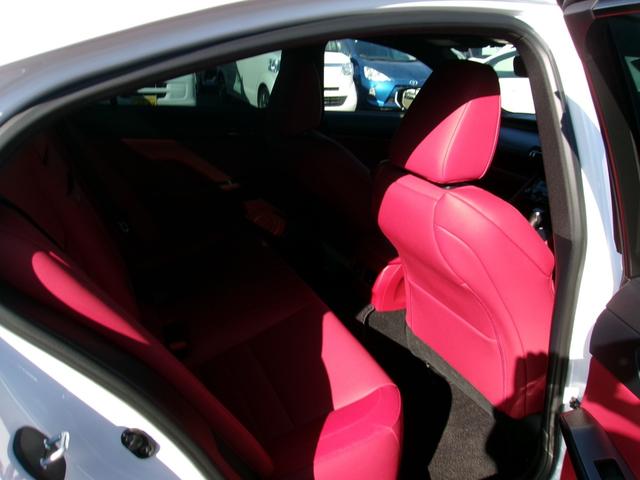 ＩＳ ＩＳ３００ｈ　Ｆスポーツ　軽度雹害車　レッドレザーシート　シートヒーター　ステアリングヒーター　マルチビューモニター　フロントドライブレコーダー（25枚目）