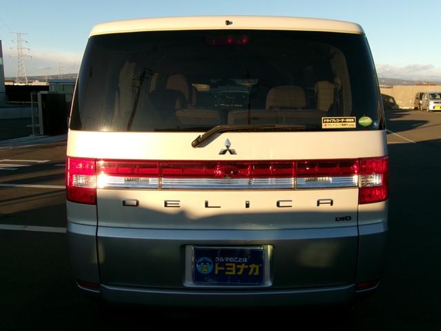 デリカD:5 D パワーパッケージ 7インチナビ フルセグ バックカメラ ビルトインETC キーフリー シートヒーター クルコン 両側電動スライドドアBluetooth パドルシフト(8枚目)
