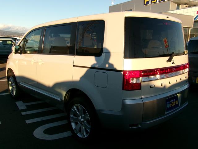 デリカD:5 D パワーパッケージ 7インチナビ フルセグ バックカメラ ビルトインETC キーフリー シートヒーター クルコン 両側電動スライドドアBluetooth パドルシフト(9枚目)