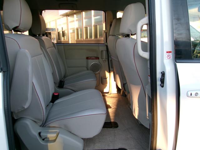 デリカD:5 D パワーパッケージ 7インチナビ フルセグ バックカメラ ビルトインETC キーフリー シートヒーター クルコン 両側電動スライドドアBluetooth パドルシフト(35枚目)