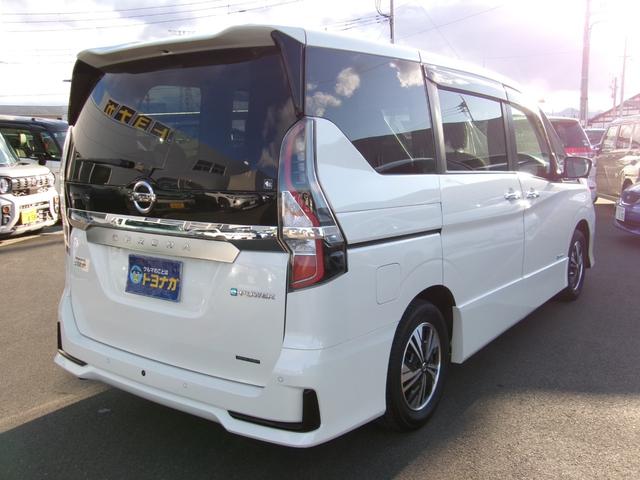 セレナ ｅ－パワー　ハイウェイスターＶ　ナビ　ＴＶ　ＤＶＤ再生　アラウンドビューモニター　両席シートヒーター　ＬＥＤヘッドランプ　プロパイロット　エマージェンシーブレーキ　Ｂｌｕｅｔｏｏｔｈ接続　前後ドラレコ　両側電動スライドドア（6枚目）