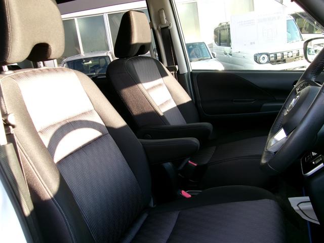 セレナ ｅ－パワー　ハイウェイスターＶ　ナビ　ＴＶ　ＤＶＤ再生　アラウンドビューモニター　両席シートヒーター　ＬＥＤヘッドランプ　プロパイロット　エマージェンシーブレーキ　Ｂｌｕｅｔｏｏｔｈ接続　前後ドラレコ　両側電動スライドドア（10枚目）