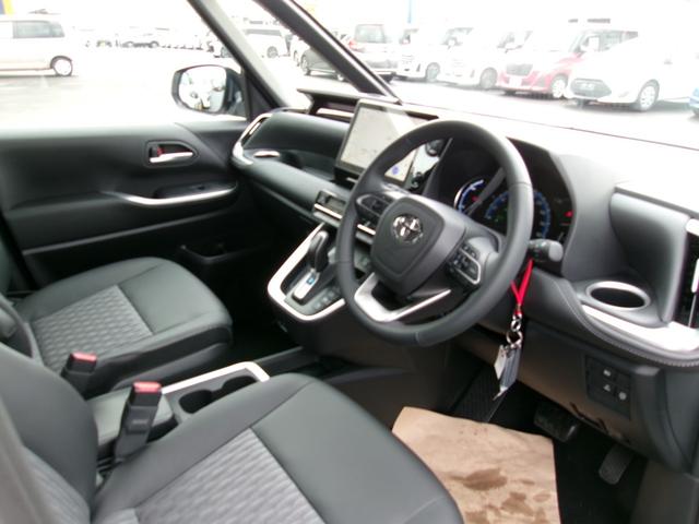 ノア ハイブリッドS-Z アドバンスパック+パノラミックビュー ハーフレザーシート CD+DVDデッキ 両側電動スライドドア トヨタセーフティセンス LEDヘッドライト LEDクリアランスランプ トヨタチームメイト ETC(11枚目)