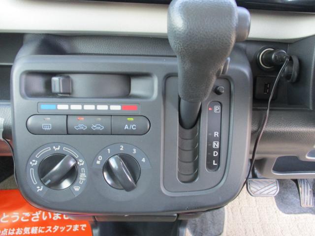 モコ Ｓ　ドライブレコーダー　バックカメラ　スマートキー　アイドリングストップ　電動格納ミラー　ベンチシート　ＣＶＴ　盗難防止システム　ＡＢＳ　ＣＤ　ＵＳＢ　アルミホイール　衝突安全ボディ　エアコン（9枚目）