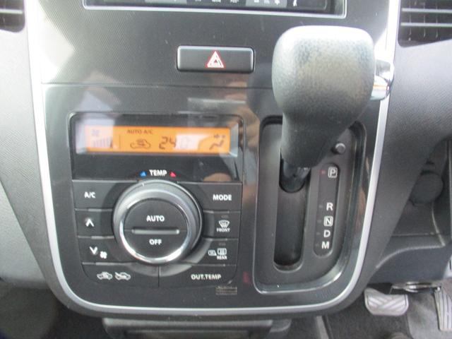 ワゴンＲスティングレー Ｔ　ワンオーナー　４ＷＤ　ＥＴＣ　ナビ　ＴＶ　オートライト　ＨＩＤ　スマートキー　電動格納ミラー　シートヒーター　ベンチシート　盗難防止システム　ＡＢＳ　ＤＶＤ再生　アルミホイール　衝突安全ボディ（10枚目）