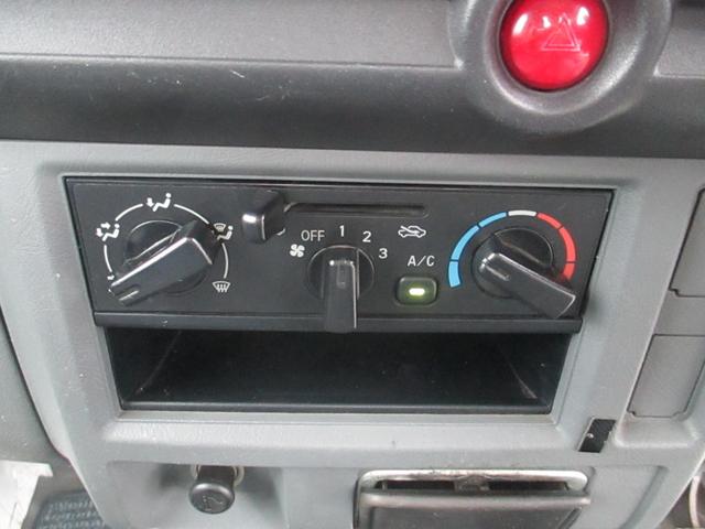 ミニキャブトラック ＶＸ－ＳＥ　エアコン　パワステ　　ＥＴＣ　運転席エアバッグ（4枚目）