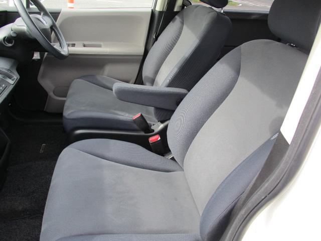 フリード Ｇ　ジャストセレクション　ＥＴＣ　バックカメラ　ナビ　ＴＶ　バックカメラ両側スライド・片側電動　ＨＩＤオートライト」キーレスエントリー　電動格納ミラー　３列シート　ウォークスルー　ＣＤ　ＵＳＢ　Ｂｌｕｅｔｏｏｔｈ（49枚目）