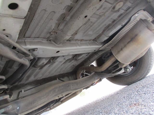 フリード Ｇ　ジャストセレクション　ＥＴＣ　バックカメラ　ナビ　ＴＶ　バックカメラ両側スライド・片側電動　ＨＩＤオートライト」キーレスエントリー　電動格納ミラー　３列シート　ウォークスルー　ＣＤ　ＵＳＢ　Ｂｌｕｅｔｏｏｔｈ（54枚目）