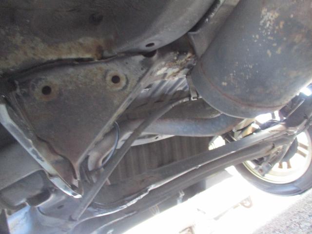 Ｎ－ＢＯＸカスタム Ｇ・Ｌパッケージ　ＥＴＣ　バックカメラ　両側電動スライドドア　オートライト　ＨＩＤ　スマートキー　アイドリングストップ　ベンチシート　ＣＶＴ　盗難防止システム　ＡＢＳ　ＥＳＣ　チップアップシート　アルミホイール（60枚目）