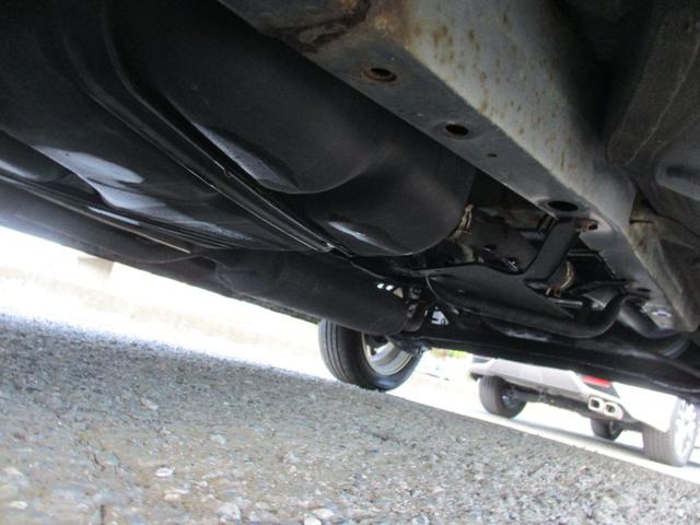 Ｎ－ＢＯＸカスタム Ｇ・Ｌパッケージ　ＥＴＣ　バックカメラ　両側電動スライドドア　オートライト　ＨＩＤ　スマートキー　アイドリングストップ　ベンチシート　ＣＶＴ　盗難防止システム　ＡＢＳ　ＥＳＣ　チップアップシート　アルミホイール（65枚目）