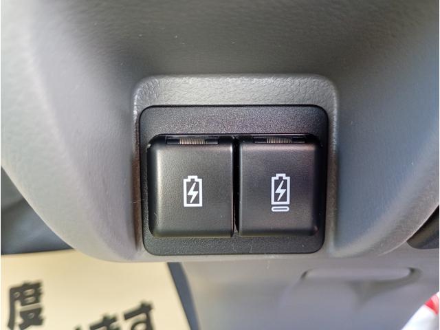 エブリイ ＰＣ　届出済未使用車　ＬＥＤヘッドライト　運転席シートヒーター　ＵＳＢ電源ソケット　マニュアルエアコン　シートヒーター　オートライト　キーレスキー　スズキセーフティサポート（10枚目）
