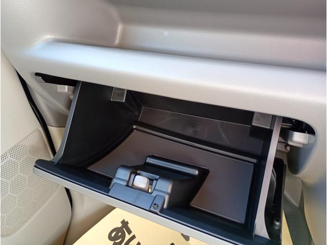 エブリイ ＰＣ　届出済未使用車　ＬＥＤヘッドライト　運転席シートヒーター　ＵＳＢ電源ソケット　マニュアルエアコン　シートヒーター　オートライト　キーレスキー　スズキセーフティサポート（20枚目）