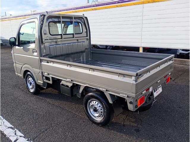 キャリイトラック ＫＣエアコン・パワステ　届出済未使用車　４ＷＤ　４ＡＴ　ＡＭ・ＦＭラジオ　セーフティサポート非装着車　Ｗエアバック　パワーウィンドウ　オートライト　マニュアルエアコン　キーレスキー　コーナーセンサー　アイドリングストップ（27枚目）
