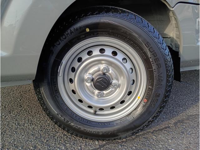 キャリイトラック ＫＣエアコン・パワステ　届出済未使用車　４ＷＤ　４ＡＴ　ＡＭ・ＦＭラジオ　セーフティサポート非装着車　Ｗエアバック　パワーウィンドウ　オートライト　マニュアルエアコン　キーレスキー　コーナーセンサー　アイドリングストップ（35枚目）