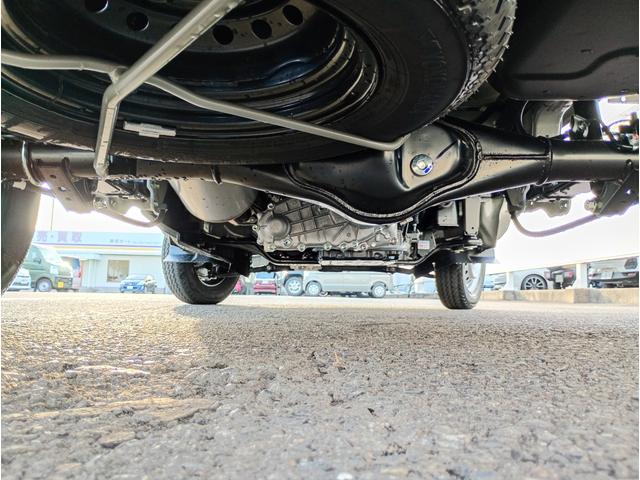 キャリイトラック ＫＣエアコン・パワステ　届出済未使用車　４ＷＤ　４ＡＴ　ＡＭ・ＦＭラジオ　セーフティサポート非装着車　Ｗエアバック　パワーウィンドウ　オートライト　マニュアルエアコン　キーレスキー　コーナーセンサー　アイドリングストップ（38枚目）