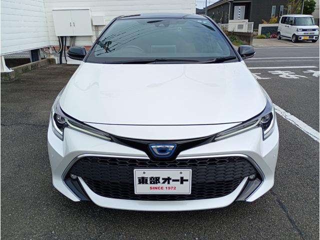 カローラスポーツ ハイブリッドＧ　スタイルパッケージ　メーカーナビ　Ｂカメラ　フルセグ　走行中ＯＫ　前後ドラレコ　トヨタセーフティ　ＡｐｐｌｅＣａｒＰｌａｙ　Ａｎｄｒｏｉｄオート　ハーフレザーシート　レーダークルコン　ＥＴＣ　ＬＥＤライト　ＢＴＡ（3枚目）