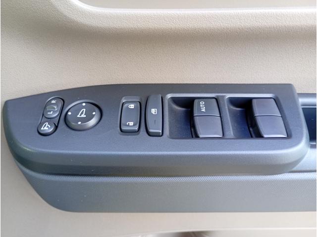 N-BOXジョイ ベースグレード 純正メモリーナビ 全方位カメラ 両側パワースライド フルセグTV DVD Bluetooth carplay アンドロイドオート レーダークルコン ETC ドラレコ シートヒーター LEDライト(6枚目)