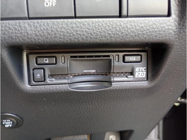 ハリアーハイブリッド Ｇ　１オーナー　純正１０インチメモリーナビ　フルセグＴＶ　バックカメラ　ビルトインＥＴＣ　デジタルインナーミラー　ハーフレザーシート　パワーシート　ＬＥＤヘッドライト　パワーバックドア　レーダークルコン（8枚目）