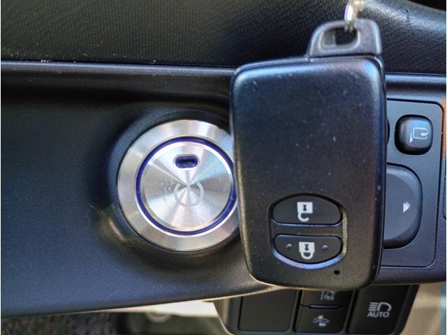 アクア Sスタイルブラック 雹害車 純正SDナビ バックカメラ ワンセグTV CD ビルドインETC シートヒーター LEDヘッドライト LEDフォグ モデリスタアルミホイール 社外シフトノブ プッシュスタート スマートキー(4枚目)