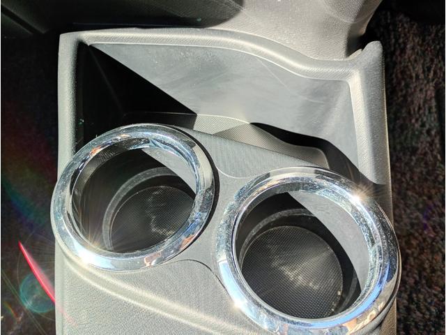 アクア Sスタイルブラック 雹害車 純正SDナビ バックカメラ ワンセグTV CD ビルドインETC シートヒーター LEDヘッドライト LEDフォグ モデリスタアルミホイール 社外シフトノブ プッシュスタート スマートキー(20枚目)