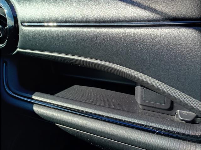 アクア Sスタイルブラック 雹害車 純正SDナビ バックカメラ ワンセグTV CD ビルドインETC シートヒーター LEDヘッドライト LEDフォグ モデリスタアルミホイール 社外シフトノブ プッシュスタート スマートキー(21枚目)