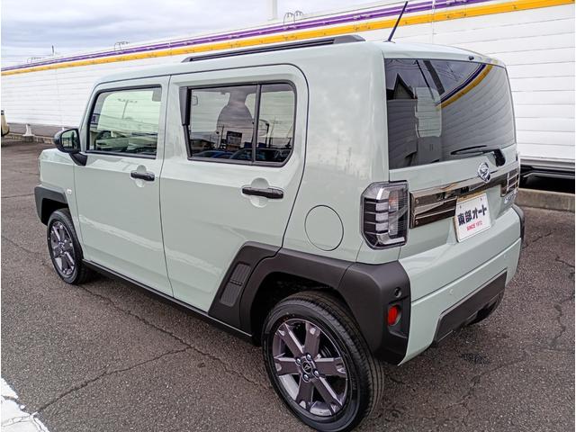 タフト G ダーククロムベンチャー 届出済未使用車 特別装備ダークブラックメッキ ガンメタリック塗装 フードガーニッシュ アンダーガーニッシュ バックドアガーニッシュ 15インチAW ブラックマイカメタリック塗装 ドアアウターハンドル(39枚目)