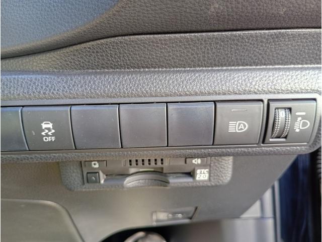 カローラスポーツ ハイブリッドＧ　Ｚ　１オーナー　純正９インチＳＤナビ　バックカメラ　フルセグＴＶ　走行中ＯＫ　ＤＶＤ　ＣＤ　Ｂｌｕｅｔｏｏｔｈ　ＨＤＭＩ　ドラレコ　ＥＴＣ２．０　レーダークルコン　ＬＥＤヘッドライトフォグ　前後ソナー（7枚目）