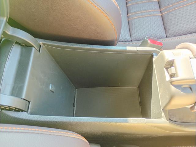 ZR-V e:HEV Z 1オーナー 4WD 純正メモリーナビ フルセグTV 全方位モニター レーダークルコン 前後ドラレコ シートヒーター パワーバックドア ETC2.0 パドルシフト レザーシート BOSEサウンド(31枚目)