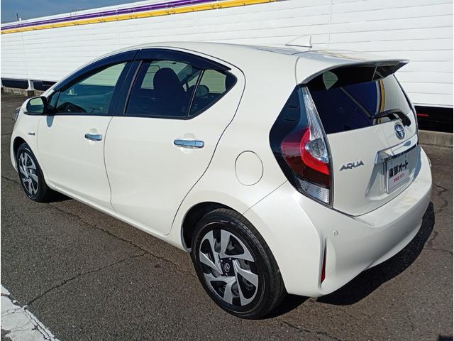 アクア Ｓスタイルブラック　１オーナー　純正９インチＳＤナビ　バックカメラ　フルセグＴＶ　ＤＶＤ　ＣＤ　トヨタセイフティ　シートヒーター　ＥＴＣ２．０　Ｂｌｕｅｔｏｏｔｈ　ドラレコ　ステアリングスイッチ　ＬＥＤヘッドライト（40枚目）