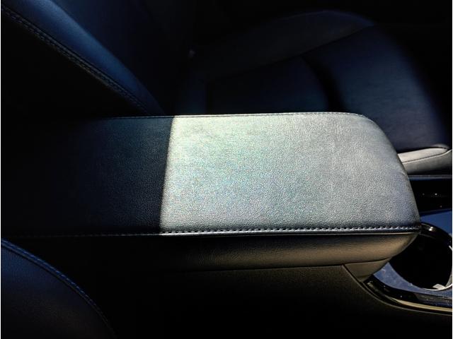 プリウス Ｓツーリングセレクション　社外９インチメモリーナビ　バックカメラ　フルセグＴＶ　走行中ＯＫ　Ｂｌｕｅｔｏｏｔｈ　シートヒーター　社外レーダー　モデリスタエアロ　モデリスタＡＷ　ビルドインＥＴＣ　ドラレコ　レーダークルコン（26枚目）