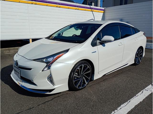 プリウス Ｓツーリングセレクション　社外９インチメモリーナビ　バックカメラ　フルセグＴＶ　走行中ＯＫ　Ｂｌｕｅｔｏｏｔｈ　シートヒーター　社外レーダー　モデリスタエアロ　モデリスタＡＷ　ビルドインＥＴＣ　ドラレコ　レーダークルコン（44枚目）