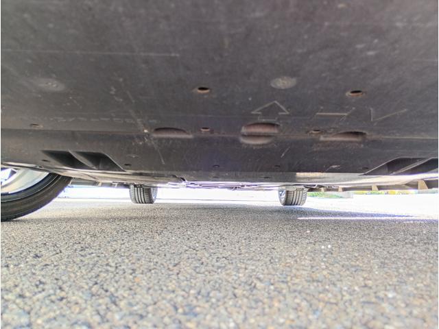 プリウス Ｓツーリングセレクション　社外９インチメモリーナビ　バックカメラ　フルセグＴＶ　走行中ＯＫ　Ｂｌｕｅｔｏｏｔｈ　シートヒーター　社外レーダー　モデリスタエアロ　モデリスタＡＷ　ビルドインＥＴＣ　ドラレコ　レーダークルコン（53枚目）