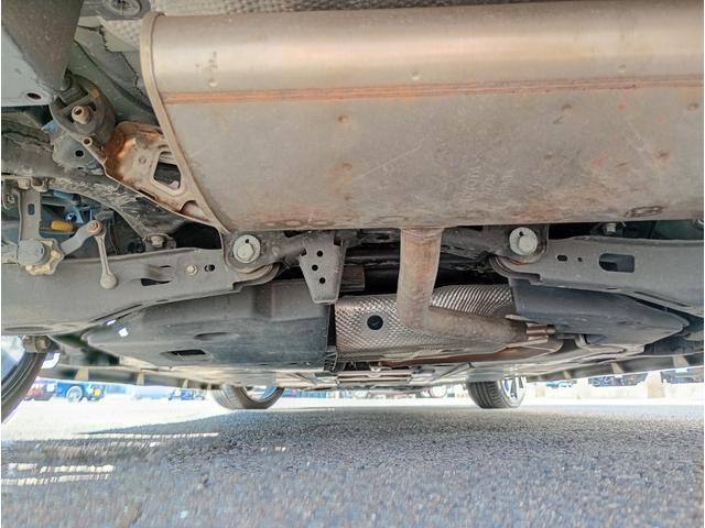 プリウス Ｓツーリングセレクション　社外９インチメモリーナビ　バックカメラ　フルセグＴＶ　走行中ＯＫ　Ｂｌｕｅｔｏｏｔｈ　シートヒーター　社外レーダー　モデリスタエアロ　モデリスタＡＷ　ビルドインＥＴＣ　ドラレコ　レーダークルコン（54枚目）