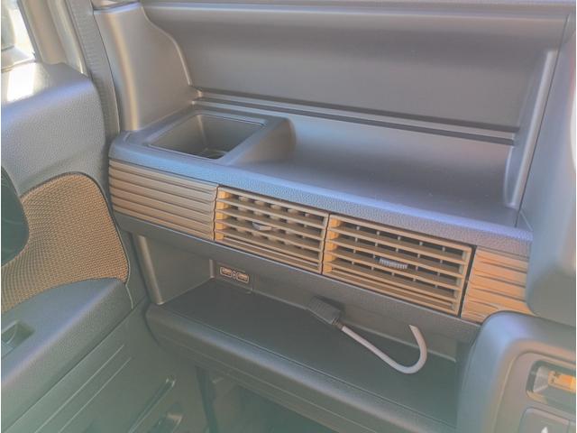 Ｎ－ＶＡＮ ファン　スタイル＋ネイチャー　純正メモリーナビ　バックカメラ　フルセグＴＶ　Ｂｌｕｅｔｏｏｔｈ　両側スライドドア　レーダークルコン　ＬＥＤヘッドライト　ＬＥＤフォグ　オートライト　リアソナー　アームレスト　ホンダセンシング（21枚目）