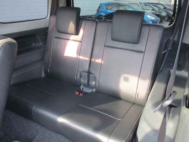 ジムニー ランドベンチャー　１オーナー車　社外ナビ　バックモニター　ＥＴＣ　キーレス　ＬＥＤヘッドライト　社外マフラー　社外足回り　ヒッチメンバー　保証書あり（31枚目）