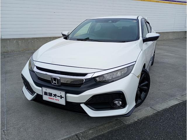 シビック ハッチバック　ホンダセンシング　６速マニュアル車　ホンダセンシング　７インチナビゲーションシステム　フルセグＴＶ　アクティブクルーズコントロール　ＬＥＤヘッドライト　ＥＴＣ　純正１８インチアルミホイール（2枚目）