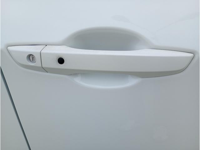 シビック ハッチバック　ホンダセンシング　６速マニュアル車　ホンダセンシング　７インチナビゲーションシステム　フルセグＴＶ　アクティブクルーズコントロール　ＬＥＤヘッドライト　ＥＴＣ　純正１８インチアルミホイール（22枚目）