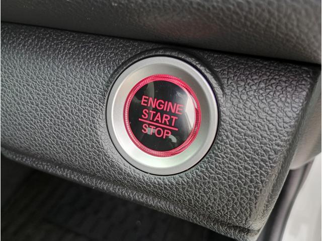 シビック ハッチバック　ホンダセンシング　６速マニュアル車　ホンダセンシング　７インチナビゲーションシステム　フルセグＴＶ　アクティブクルーズコントロール　ＬＥＤヘッドライト　ＥＴＣ　純正１８インチアルミホイール（34枚目）