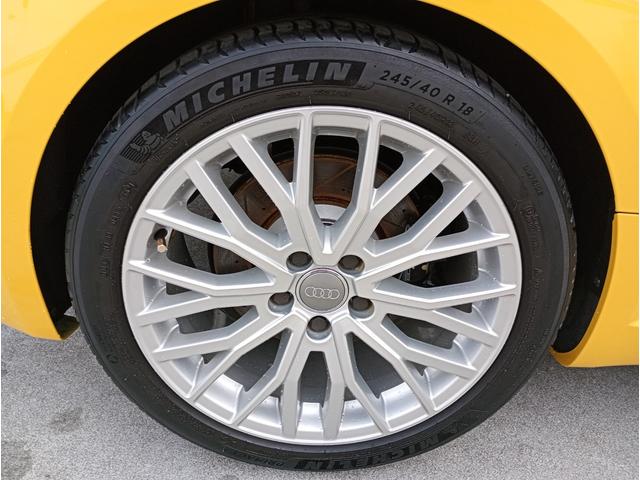 ＴＴＳクーペ ２．０ＴＦＳＩ　クワトロ　４ＷＤ　純正ナビゲーションシステム　クルーズコントロール　ドライブレコーダー　ＥＴＣ　ＬＥＤヘッドライト　ハーフレザーシート　開閉式リアウィング　１８インチ純正アルミホイール（9枚目）