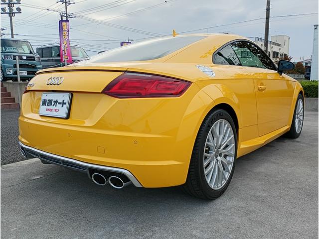 ＴＴＳクーペ ２．０ＴＦＳＩ　クワトロ　４ＷＤ　純正ナビゲーションシステム　クルーズコントロール　ドライブレコーダー　ＥＴＣ　ＬＥＤヘッドライト　ハーフレザーシート　開閉式リアウィング　１８インチ純正アルミホイール（16枚目）