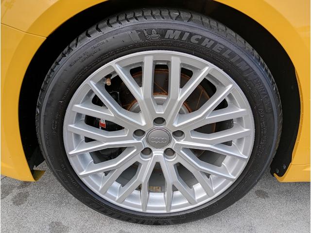 ＴＴＳクーペ ２．０ＴＦＳＩ　クワトロ　４ＷＤ　純正ナビゲーションシステム　クルーズコントロール　ドライブレコーダー　ＥＴＣ　ＬＥＤヘッドライト　ハーフレザーシート　開閉式リアウィング　１８インチ純正アルミホイール（21枚目）