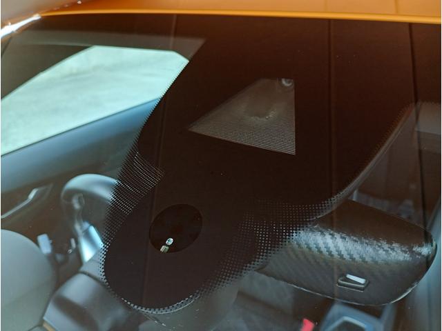 ＴＴＳクーペ ２．０ＴＦＳＩ　クワトロ　４ＷＤ　純正ナビゲーションシステム　クルーズコントロール　ドライブレコーダー　ＥＴＣ　ＬＥＤヘッドライト　ハーフレザーシート　開閉式リアウィング　１８インチ純正アルミホイール（27枚目）